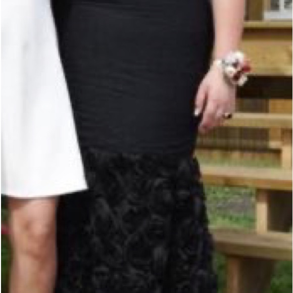 Full length prom/formal dress - Picture 2 of 3